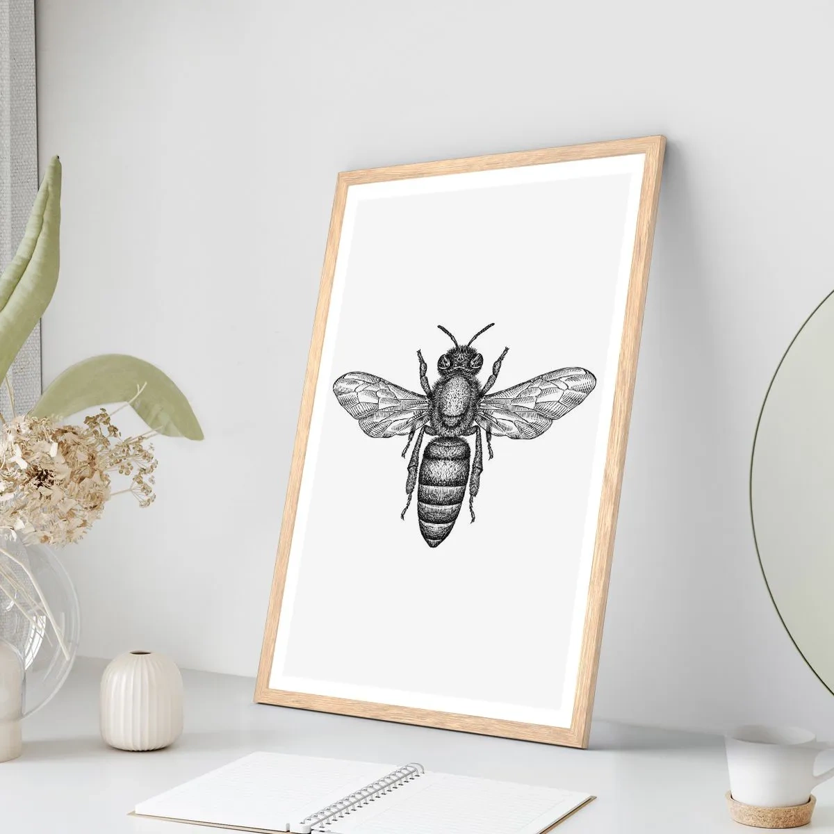 Poster în ramă de stejar deschis - Portret de insectă - 70x100 cm