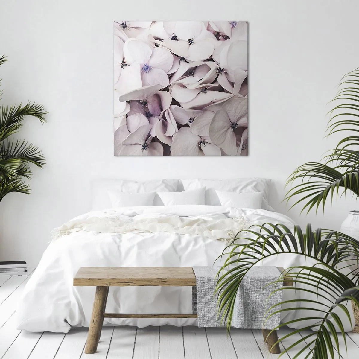 Tablou pe pânză - Într-un potop de flori - 70x70 cm