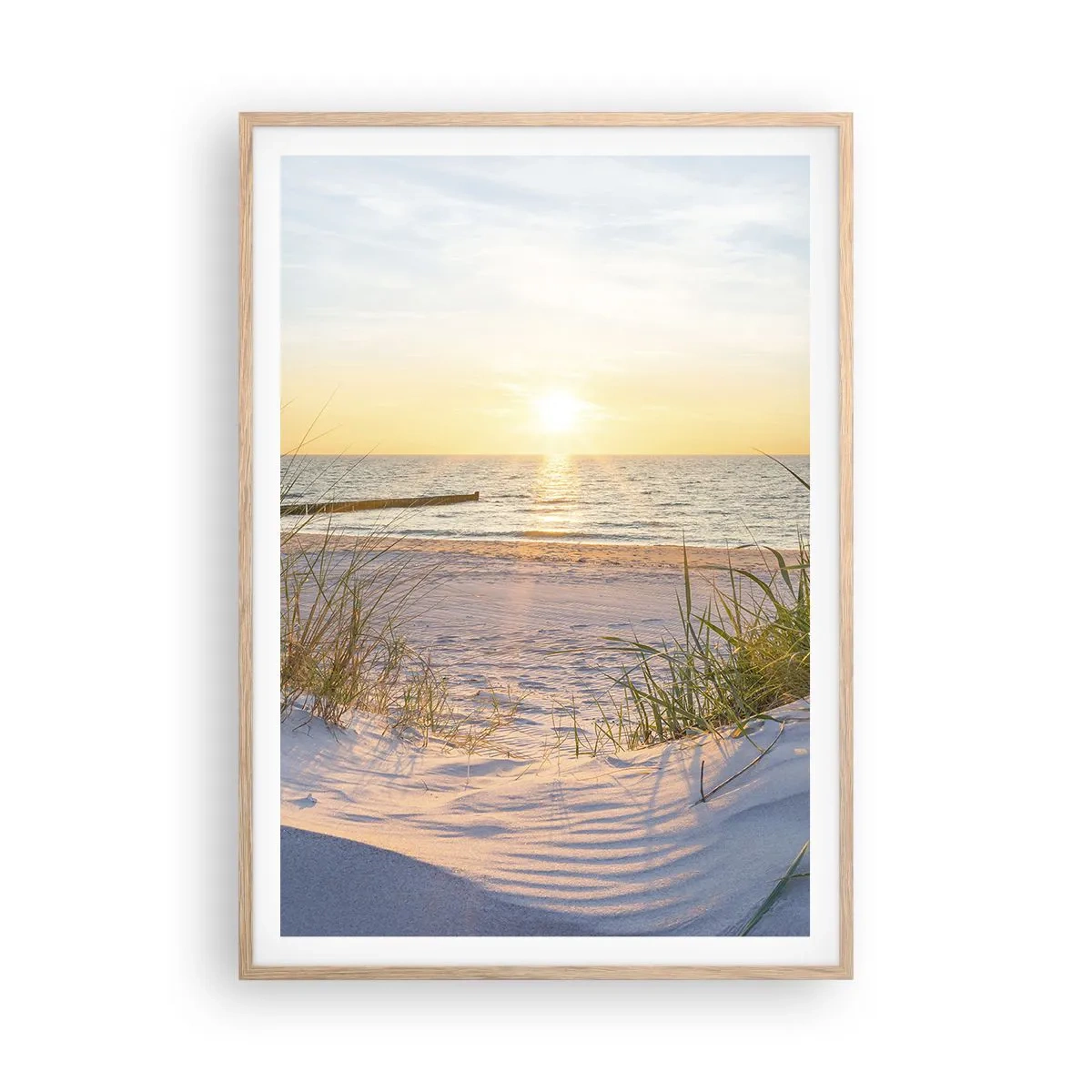 Poster în ramă de stejar deschis - Zumzet de mare, o plajă sălbatică printre ierburi... - 70x100 cm