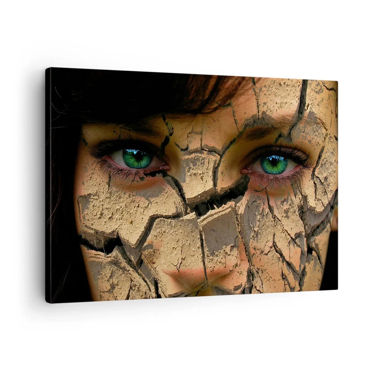 Tablou pe pânză Canvas - Fața unei femei cu ochi verzi acoperită de o structură de pământ crăpat - 70x50cm - Încântare și groază în același timp - Decorațiune modernă pentru perete pentru living și dormitor ARTTOR