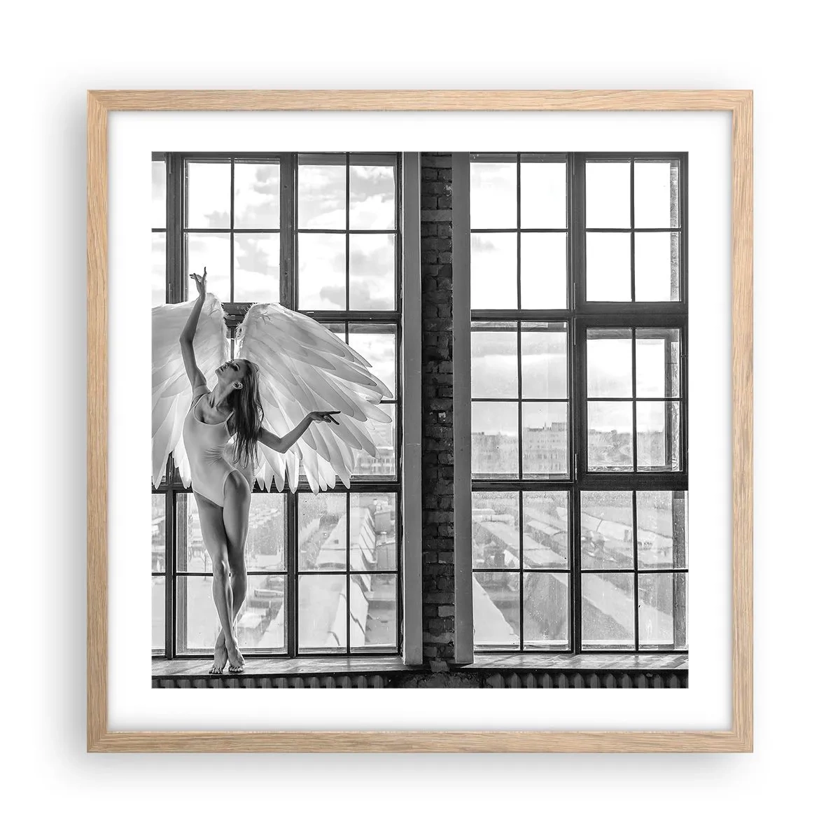 Poster în ramă de stejar deschis - Orașul îngerilor dansatori? - 50x50 cm