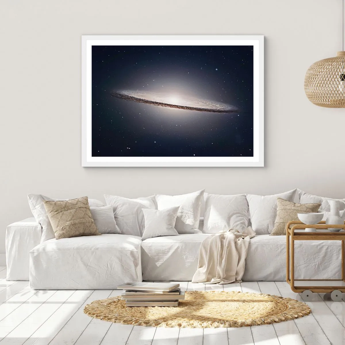 Poster în ramă albă - Cu mult timp în urmă, într-o galaxie foarte, foarte îndepărtată... - 91x61 cm