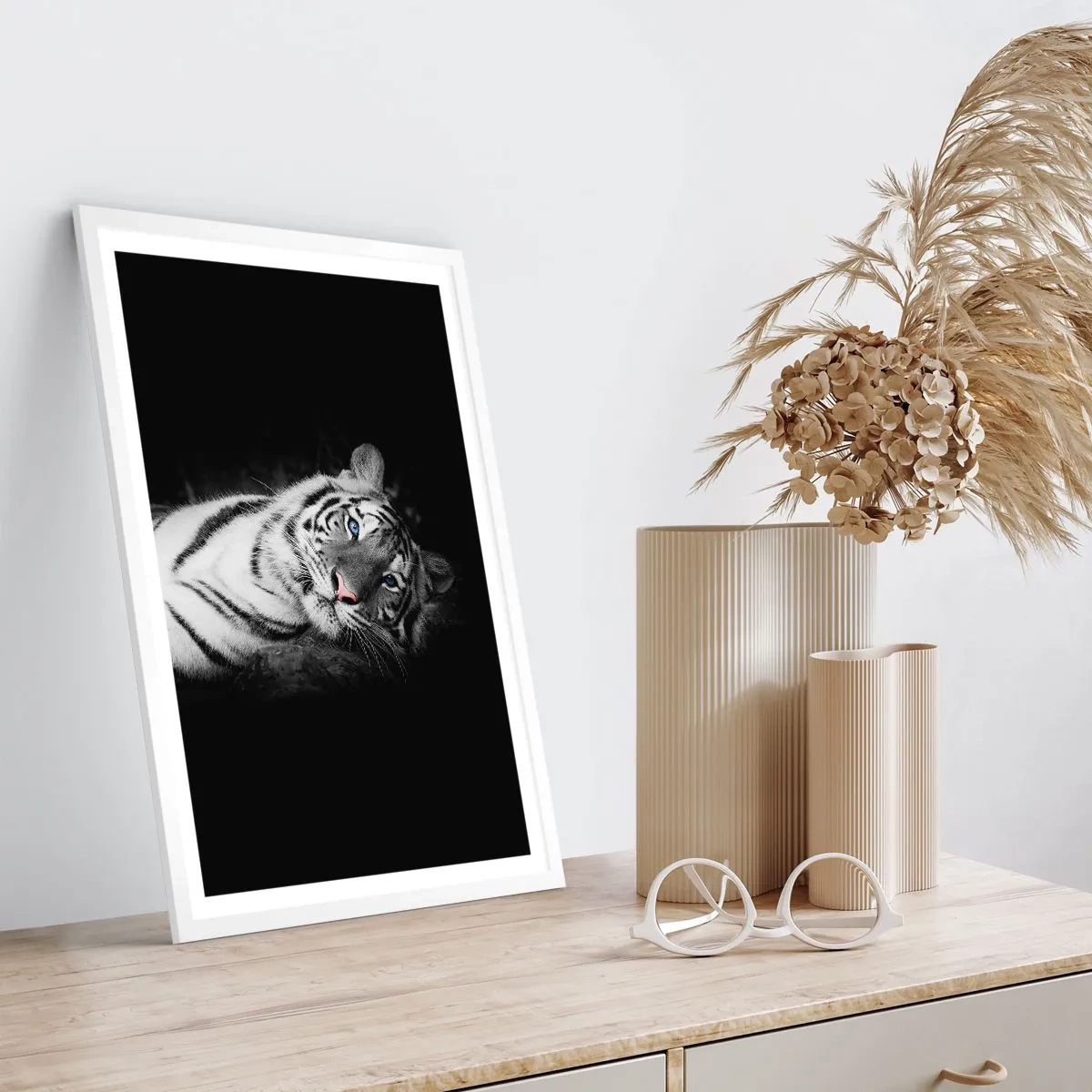 Poster în ramă albă - Sălbăticie și pace - 70x100 cm