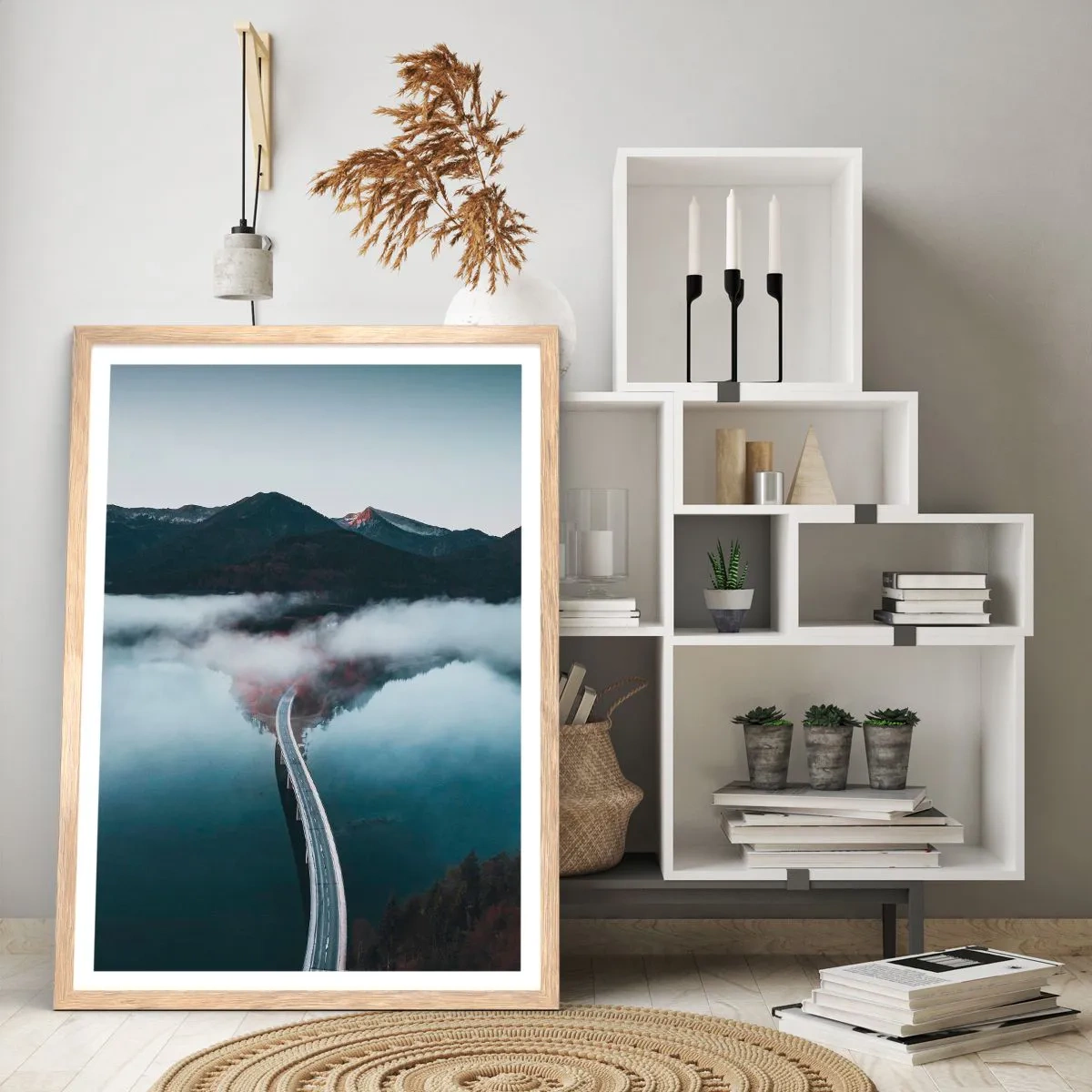 Poster în ramă de stejar deschis - Peste o apă netedă ca o oglindă - 30x40 cm