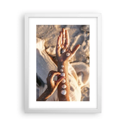 Poster în ramă albă - Frumusețe la îndemână - 30x40 cm