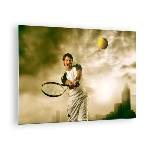Tablou pe sticlă - Un jucător de tenis lovește mingea pe fundalul unui oraș - 70x50cm - Energie și bucurie - Decorațiune modernă pentru perete pentru living și dormitor ARTTOR