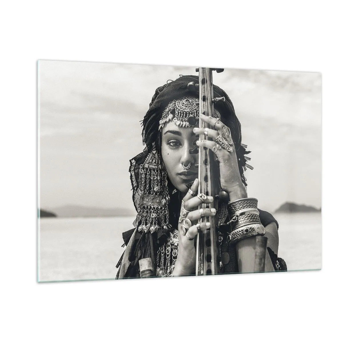 Tablou pe sticlă - Muzica orientală în sine - 120x80 cm