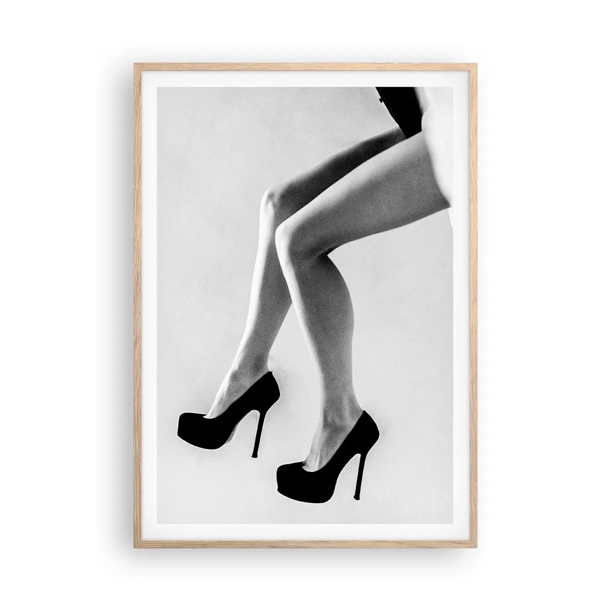 Poster în ramă de stejar deschis - Eterna feminitate - 70x100 cm