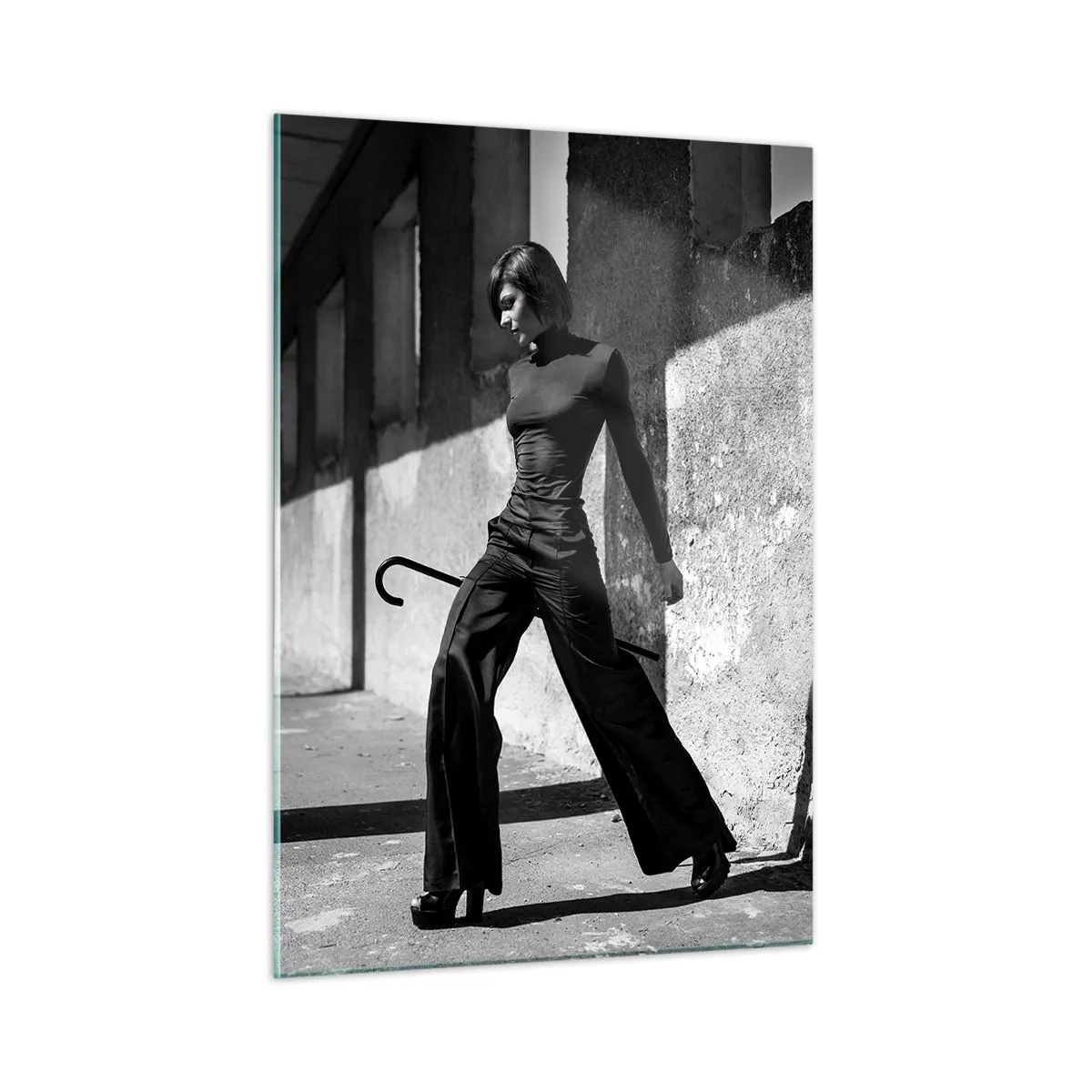 Tablou pe sticlă - Eleganță urbană - 50x70 cm