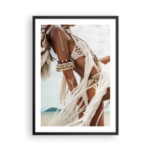 Poster în ramă neagră - Femeie în stil etnic pe plajă - 50x70cm - Preoteasa Soarelui - Decorațiune modernă pentru perete pentru living și dormitor ARTTOR