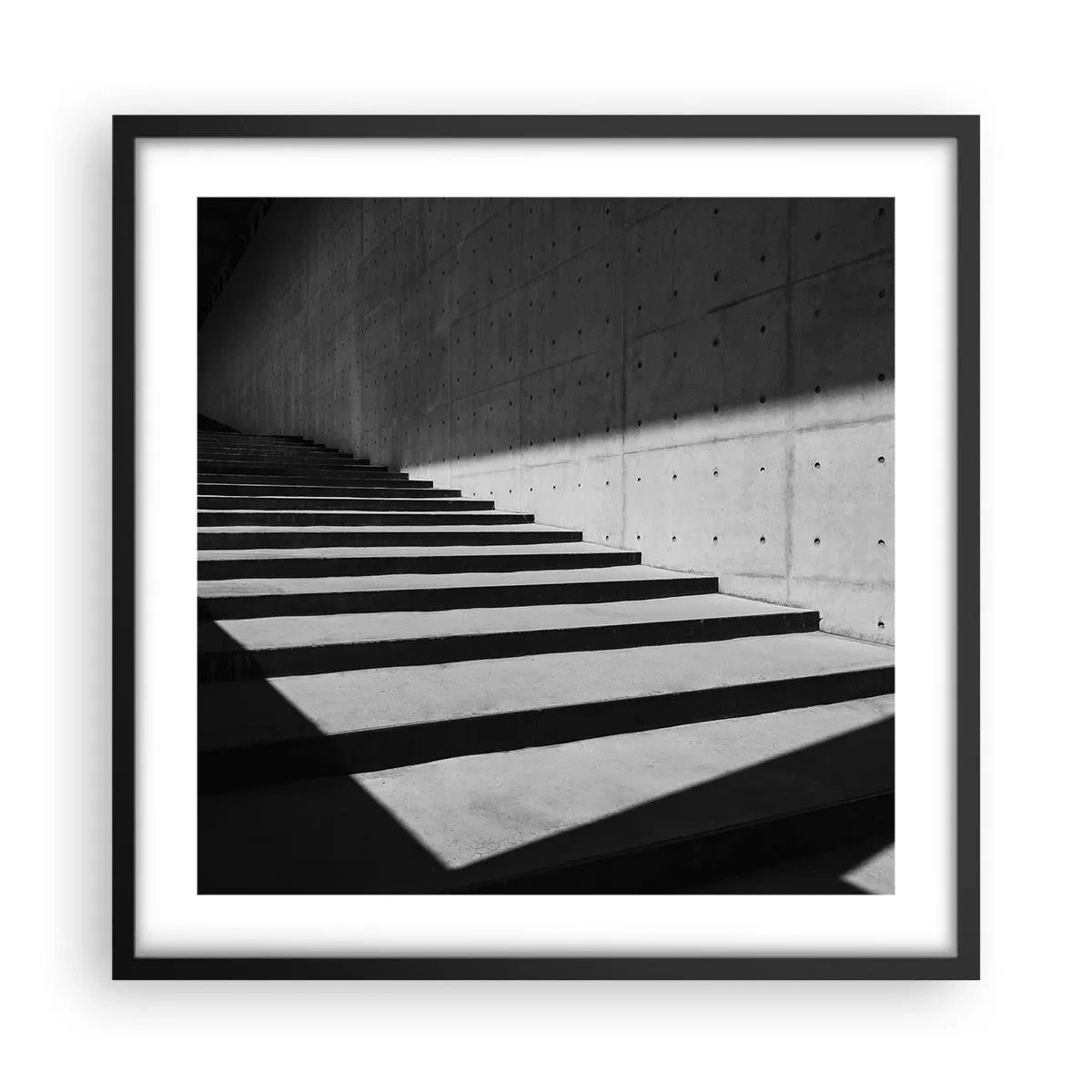 Poster în ramă neagră - Frumusețea brută a modernismului - 50x50 cm