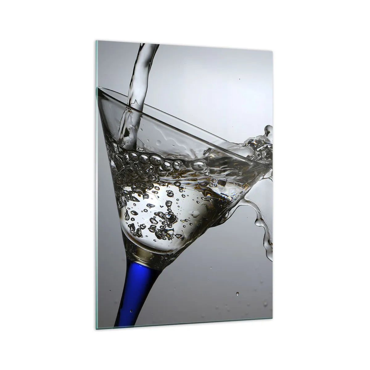 Tablou pe sticlă - Apă pură în sticlă de cristal - 70x100 cm