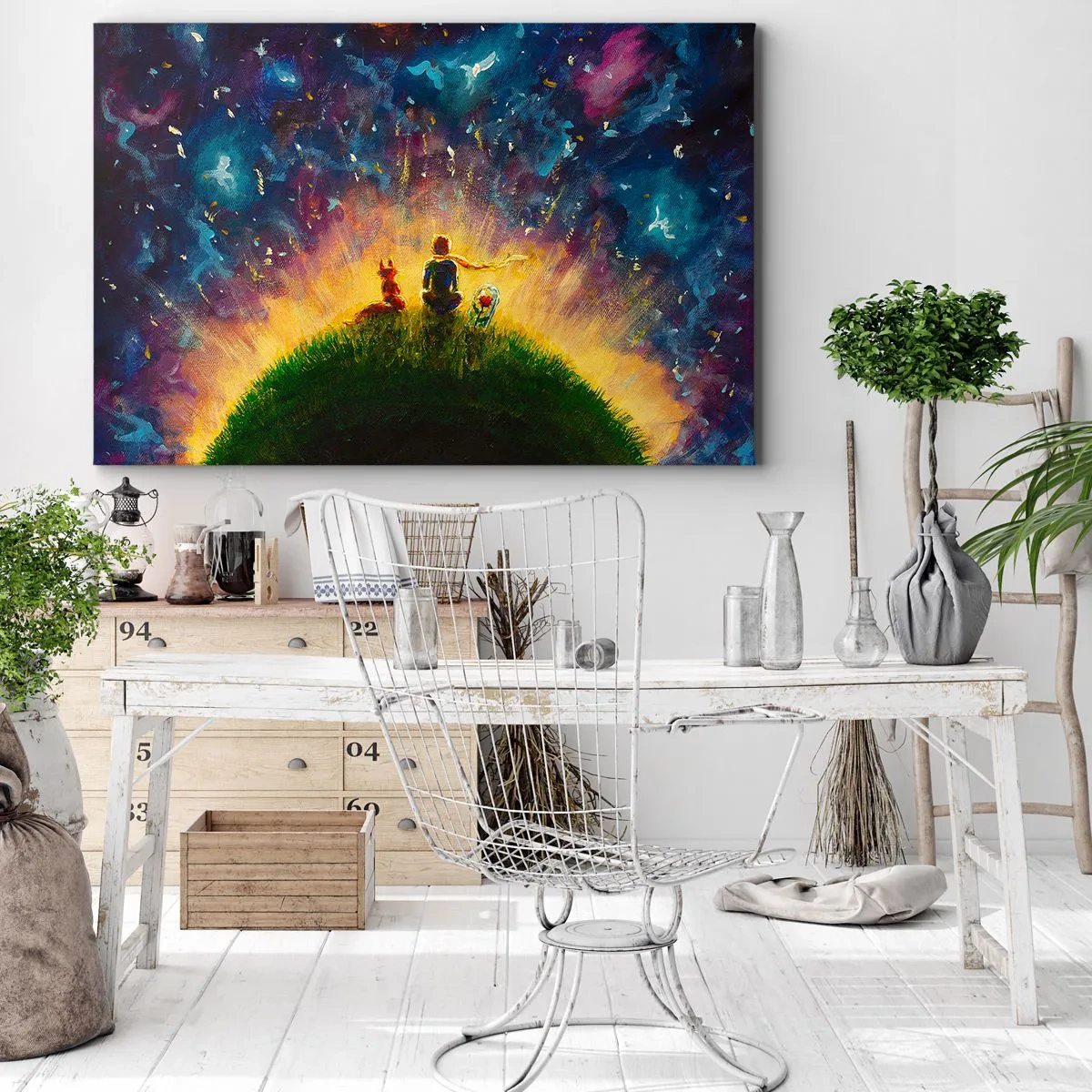 Tablou pe pânză Canvas - Figuri pe un deal verde înconjurat de un cer înstelat - 70x50cm - Dragoste și prietenie - întreaga lume - Decorațiune modernă pentru perete pentru living și dormitor ARTTOR