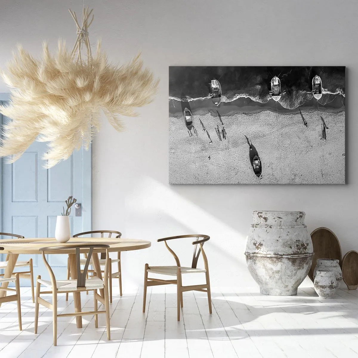 Tablou pe pânză Canvas - Vedere aeriană alb-negru a bărcilor de pe plajă - 70x50cm - Tot pe țărm... - Decorațiune modernă pentru perete pentru living și dormitor ARTTOR
