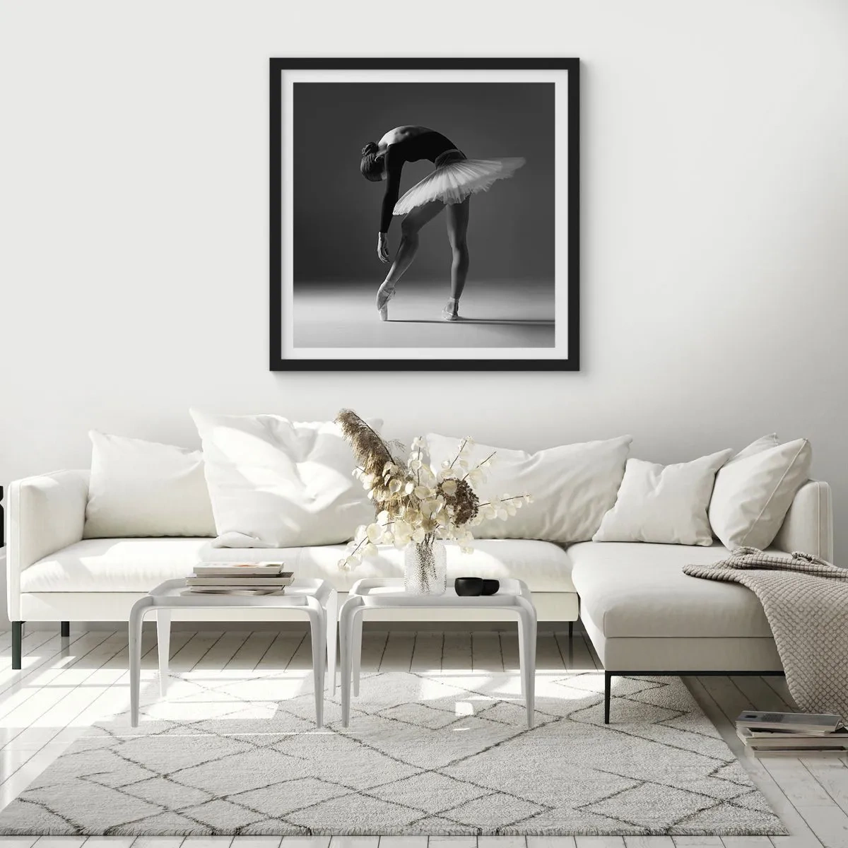 Poster în ramă neagră - Bella balerina - 40x40 cm