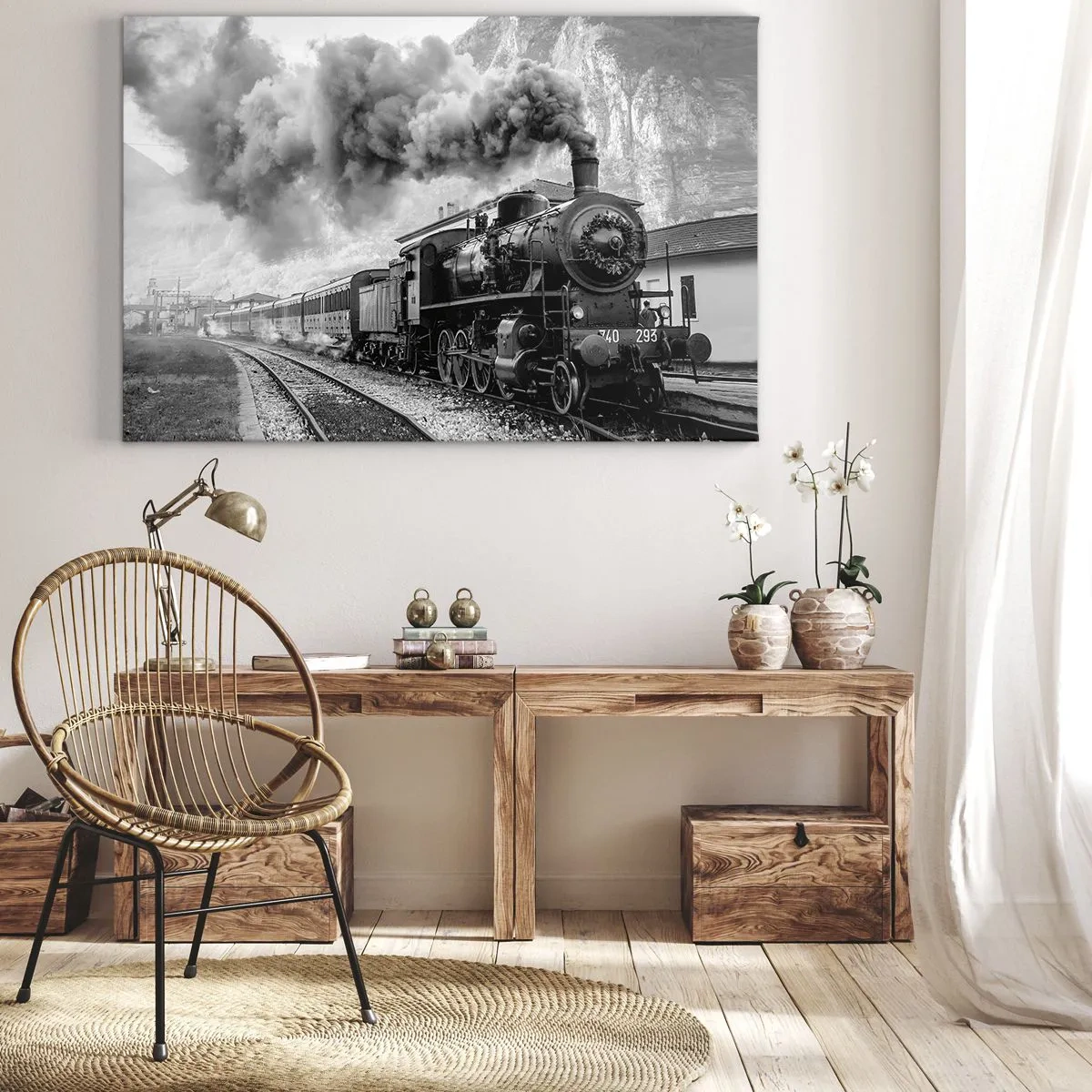 Tablou pe pânză Canvas - O locomotivă cu aburi alb-negru pe fundalul unui peisaj montan - 70x50cm - La gară... - Decorațiune modernă pentru perete pentru living și dormitor ARTTOR