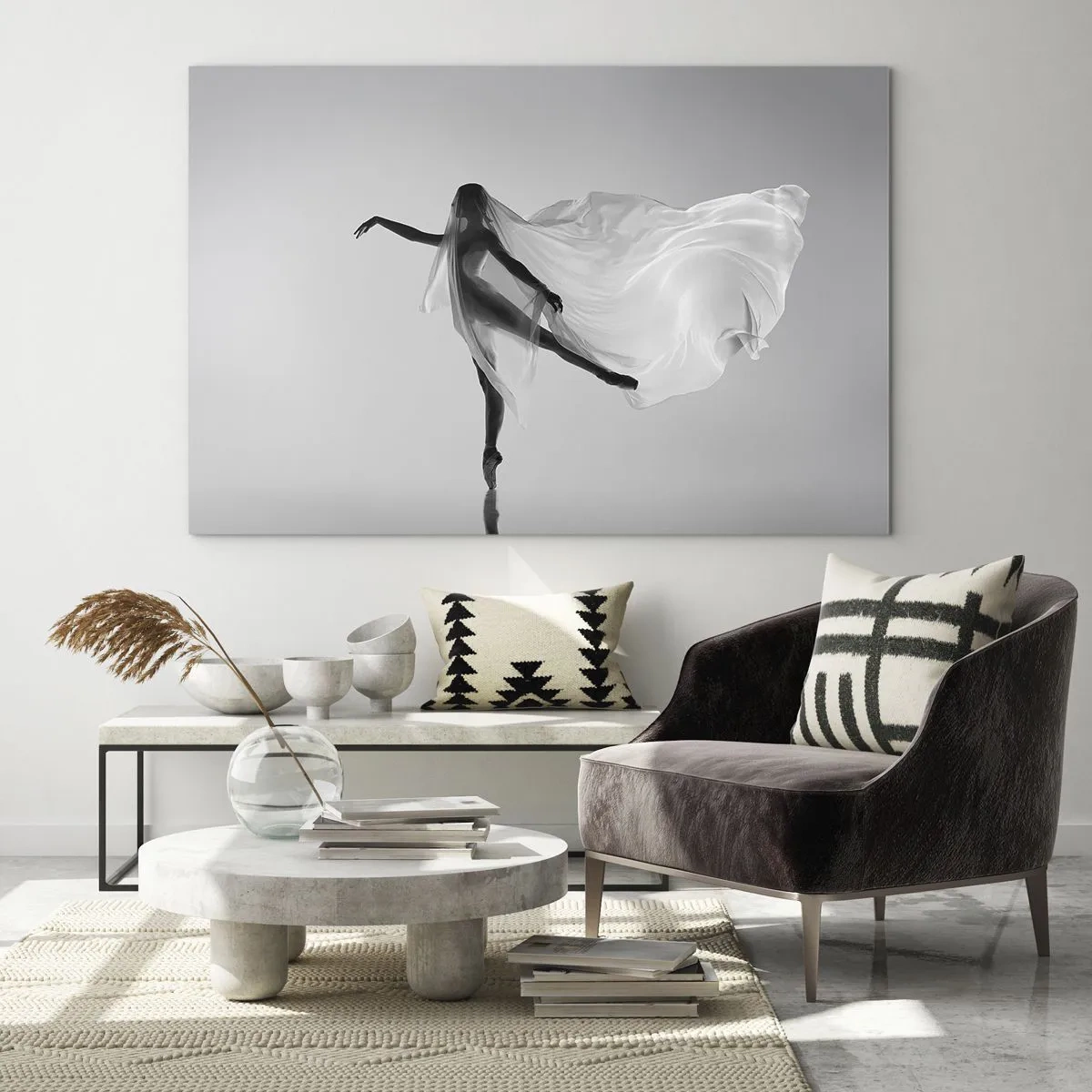 Tablou pe sticlă - Silueta unei dansatoare cu un voal plutitor în mișcare - 70x50cm - Lejeritate și grație - Decorațiune modernă pentru perete pentru living și dormitor ARTTOR
