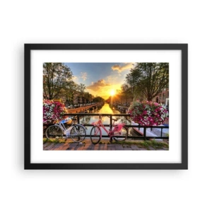 Poster în ramă neagră - Dimineața de primăvară în Amsterdam - 40x30 cm