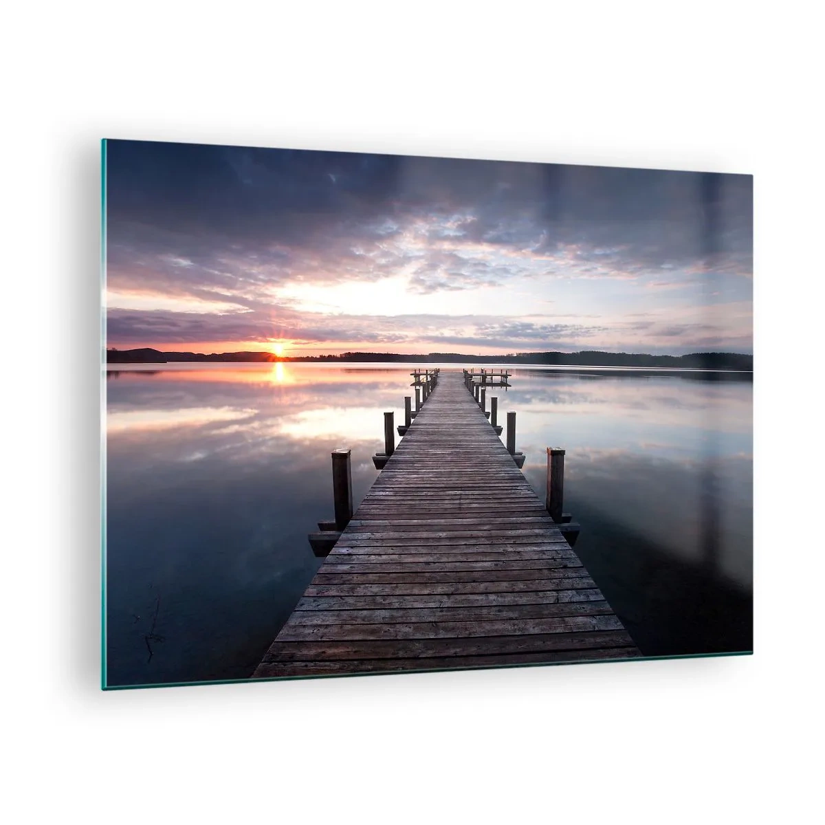 Tablou pe sticlă - Debarcader de lemn pe lac la apus - 70x50cm - Granița tăcută dintre zi și noapte - Decorațiune modernă pentru perete pentru living și dormitor ARTTOR