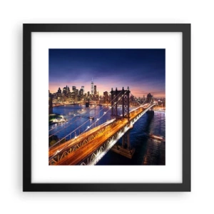 Poster în ramă neagră - Pe un pod luminos către inima orașului - 30x30 cm