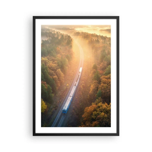 Poster în ramă neagră - Un tren care călătorește printr-o pădure de toamnă în razele soarelui care răsare - 50x70cm - Călătorie de toamnă - Decorațiune modernă pentru perete pentru living și dormitor ARTTOR