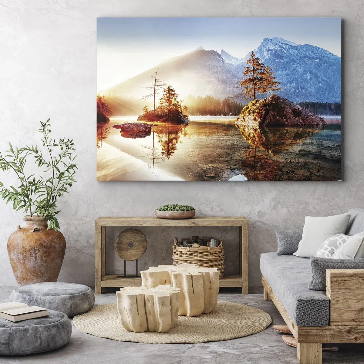 Tablou pe pânză Canvas - Un lac cu insule și munți în fundal la răsăritul soarelui - 70x50cm - Natura într-o nouă lumină - Decorațiune modernă pentru perete pentru living și dormitor ARTTOR