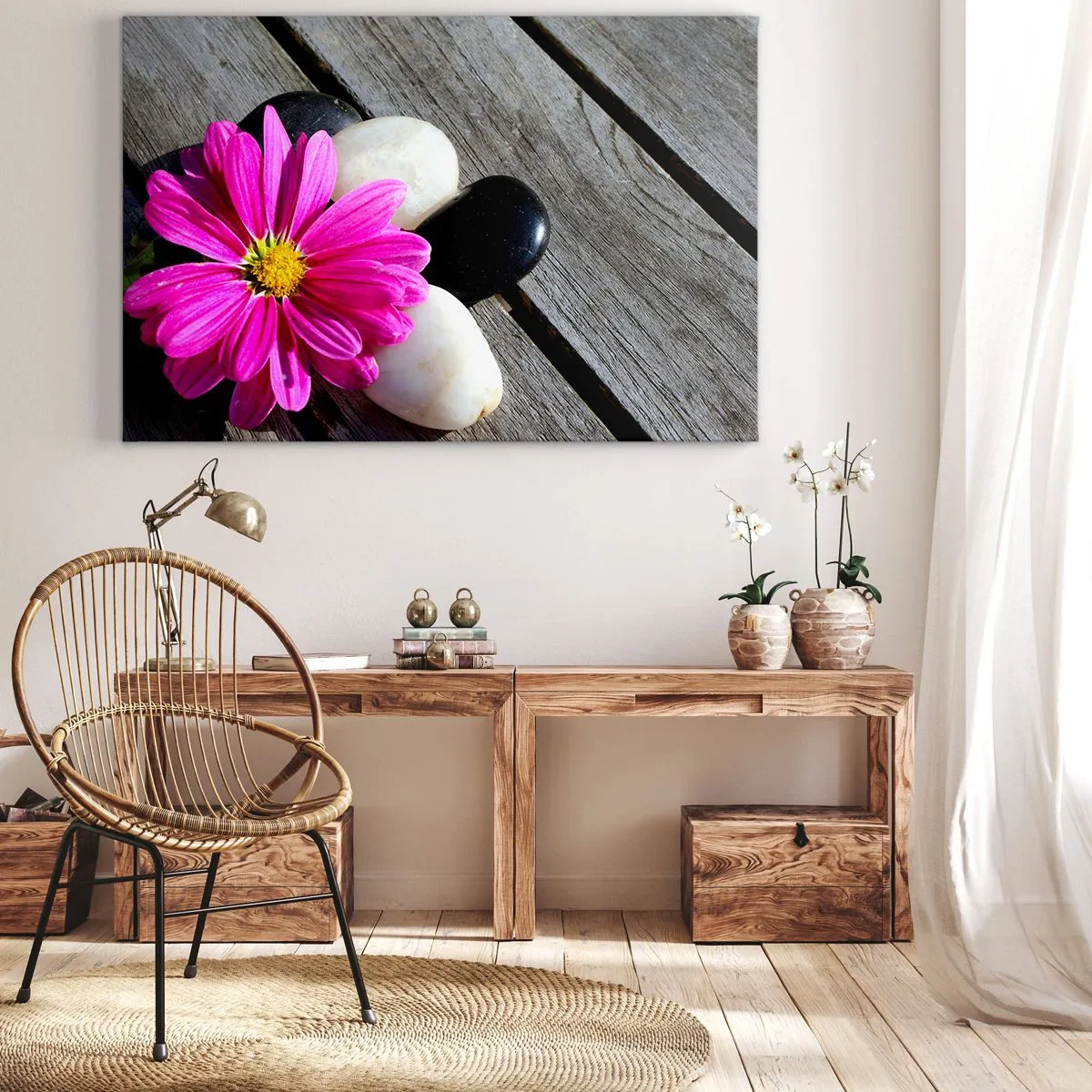 Tablou pe pânză Canvas - Floare roz pe un fundal de plăci de lemn cu pietre - 70x50cm - Odihnă pe dig - Decorațiune modernă pentru perete pentru living și dormitor ARTTOR