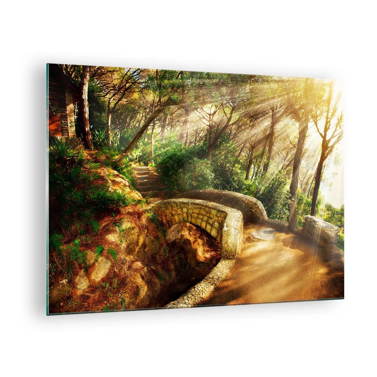 Tablou pe sticlă - Razele soarelui luminând podul și poteca din pădure - 70x50cm - Direct de pe pod în pădurea de basm - Decorațiune modernă pentru perete pentru living și dormitor ARTTOR