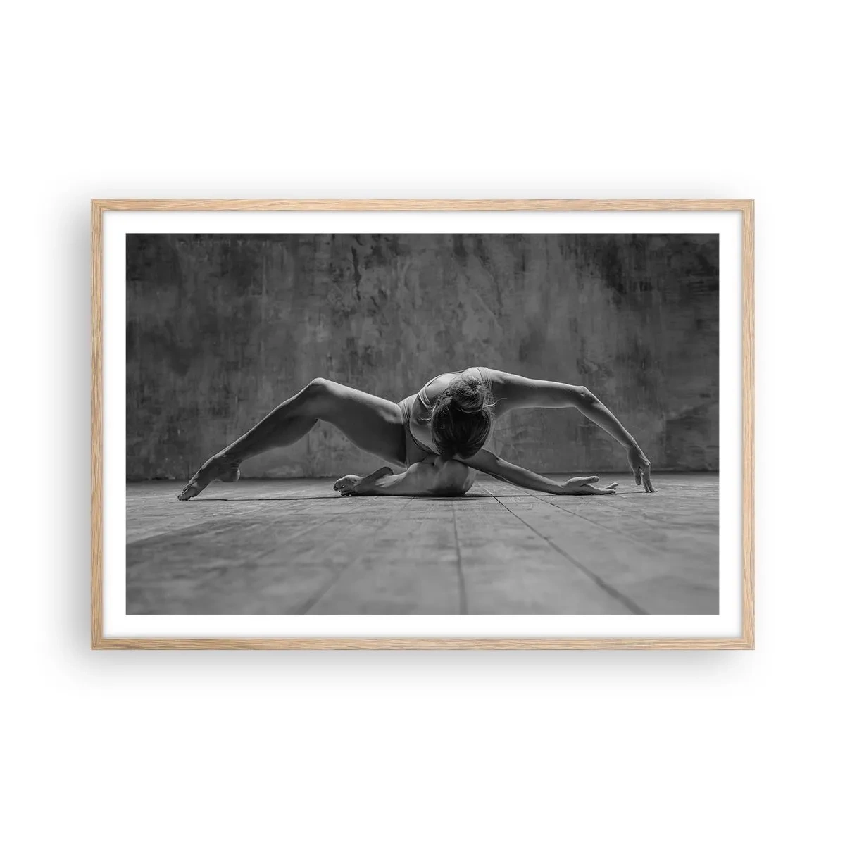 Poster în ramă de stejar deschis - Simetria găsită - 91x61 cm