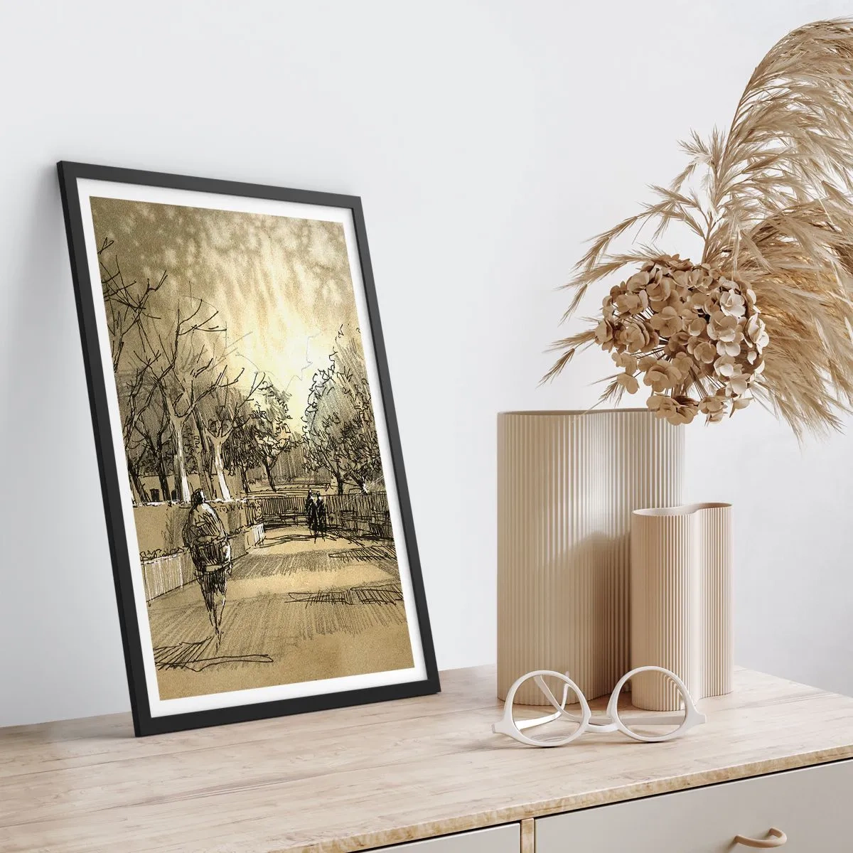 Poster în ramă neagră - Ilustrație de parc în stil schiță, în tonuri sepia - 50x70cm - Un moment reținut cu pene - Decorațiune modernă pentru perete pentru living și dormitor ARTTOR