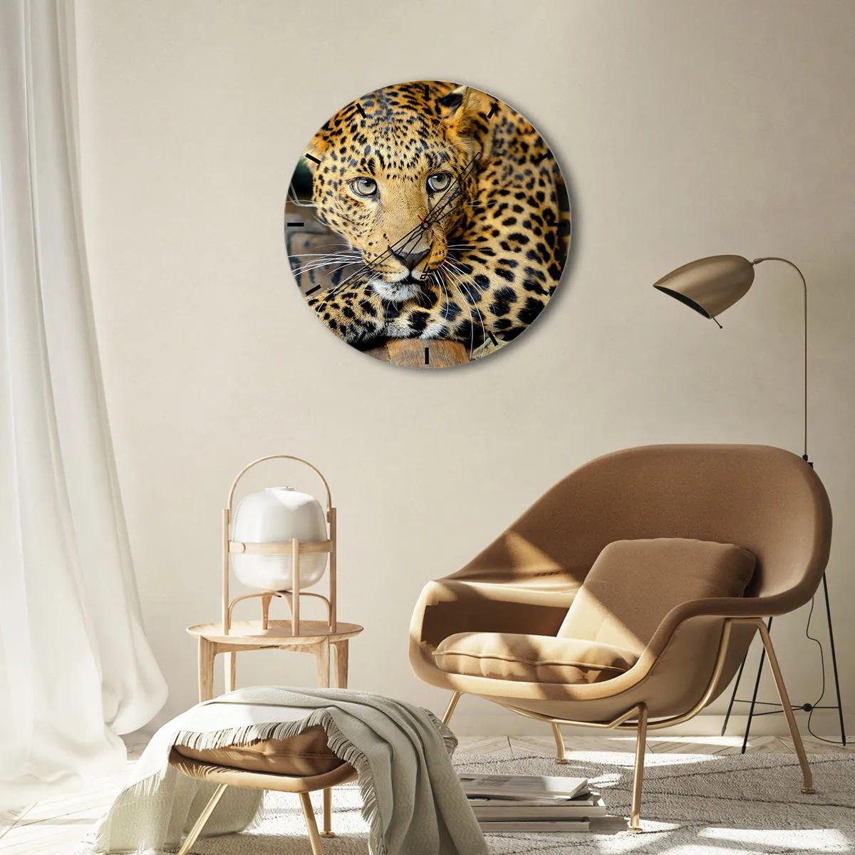 Ceas de perete - Ceas pe sticlă - Portretul unui leopard cu o privire intensă - 30x30cm - Nu-ți fie teamă, apropie-te - Decorațiune modernă pentru perete pentru living, bucătărie și dormitor ARTTOR