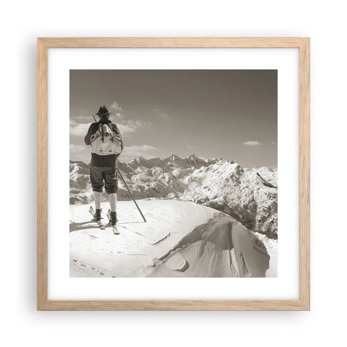 Poster în ramă de stejar deschis - Și munții sunt la fel - 40x40 cm