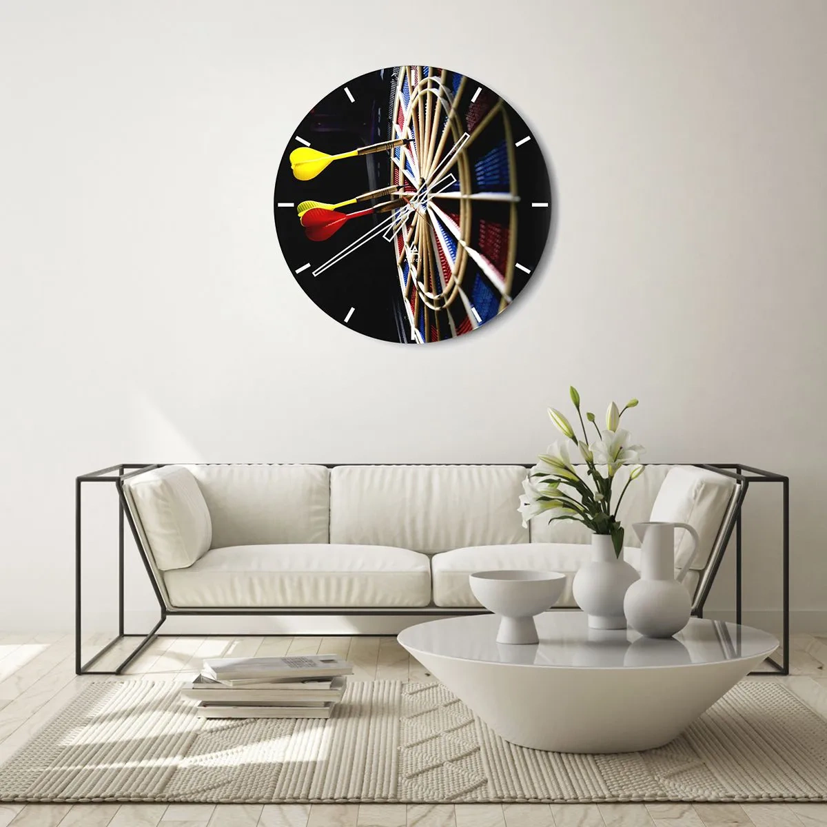 Ceas de perete - Ceas pe sticlă - Darts care lovesc ținta - 30x30cm - Direct la subiect - Decorațiune modernă pentru perete pentru living, bucătărie și dormitor ARTTOR