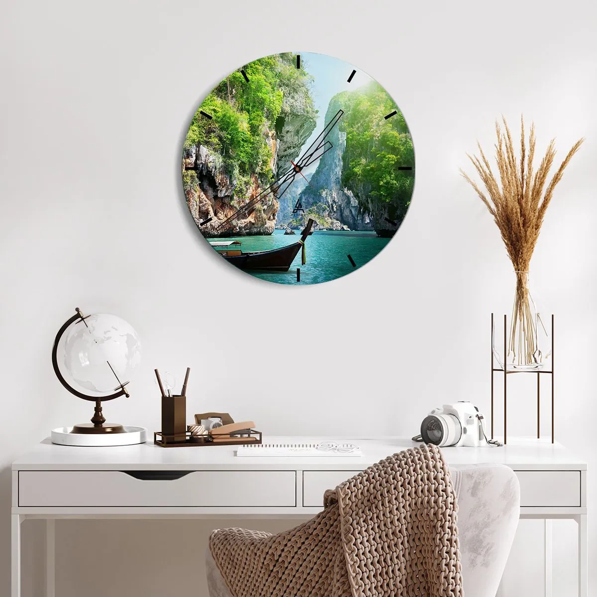 Ceas de perete - Ceas pe sticlă - Golf tropical cu o barcă lângă stânci - 30x30cm - Invitație la o călătorie exotică - Decorațiune modernă pentru perete pentru living, bucătărie și dormitor ARTTOR
