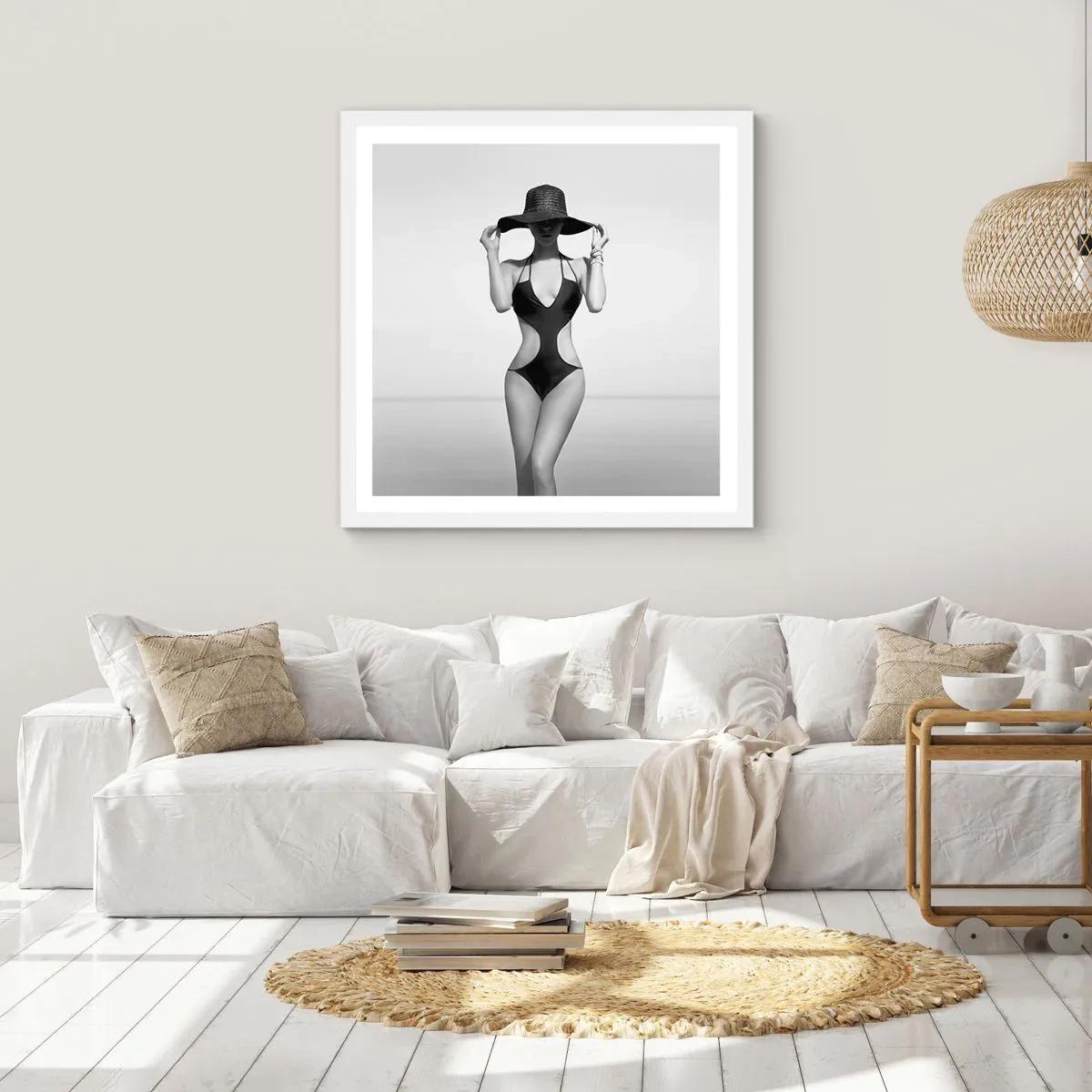 Poster în ramă albă - Numele meu este: Eleganța - 30x30 cm