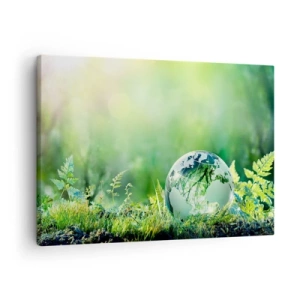 Tablou pe pânză Canvas - Un glob de cristal printre verdeața naturii - 70x50cm - Planeta verde - Decorațiune modernă pentru perete pentru living și dormitor ARTTOR
