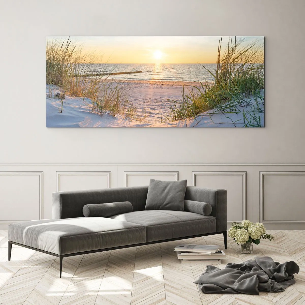 Tablou pe sticlă - Zumzet de mare, o plajă sălbatică printre ierburi... - 120x50 cm