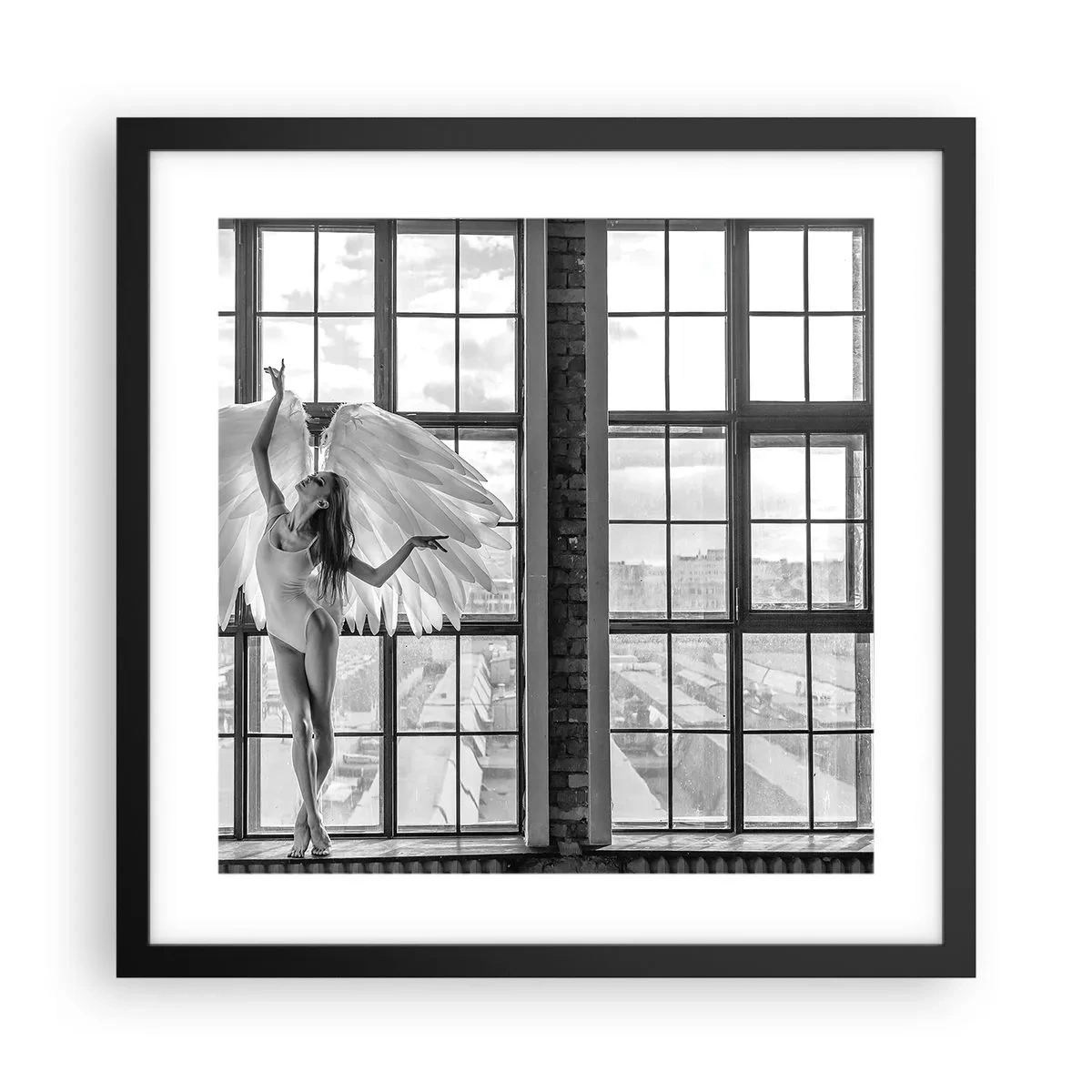 Poster în ramă neagră - Orașul îngerilor dansatori? - 40x40 cm