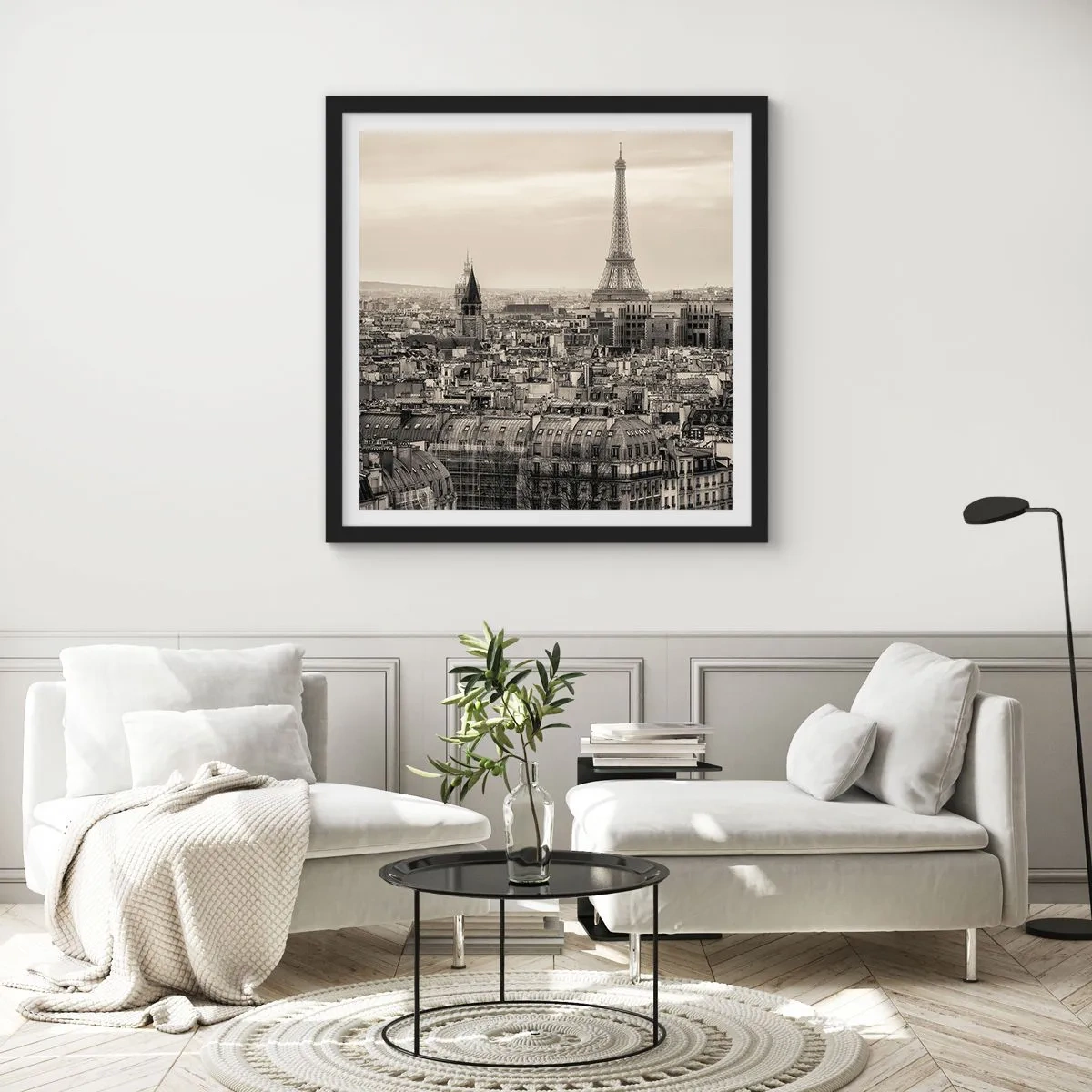 Poster în ramă neagră - Deasupra acoperișurilor Parisului - 30x30 cm