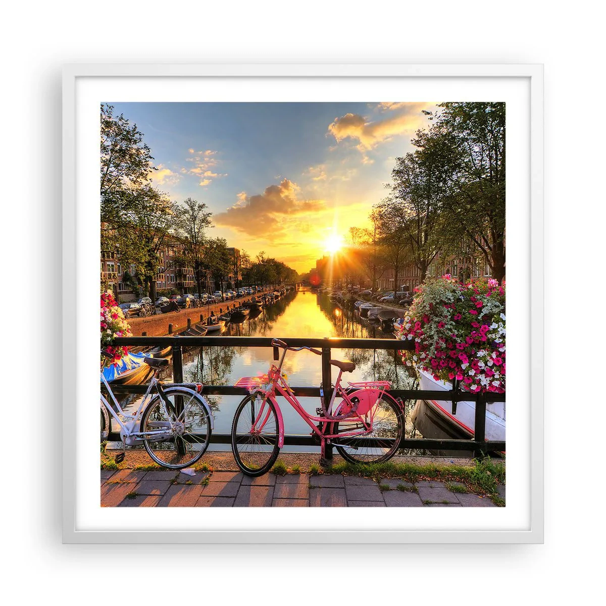 Poster în ramă albă - Dimineața de primăvară în Amsterdam - 60x60 cm