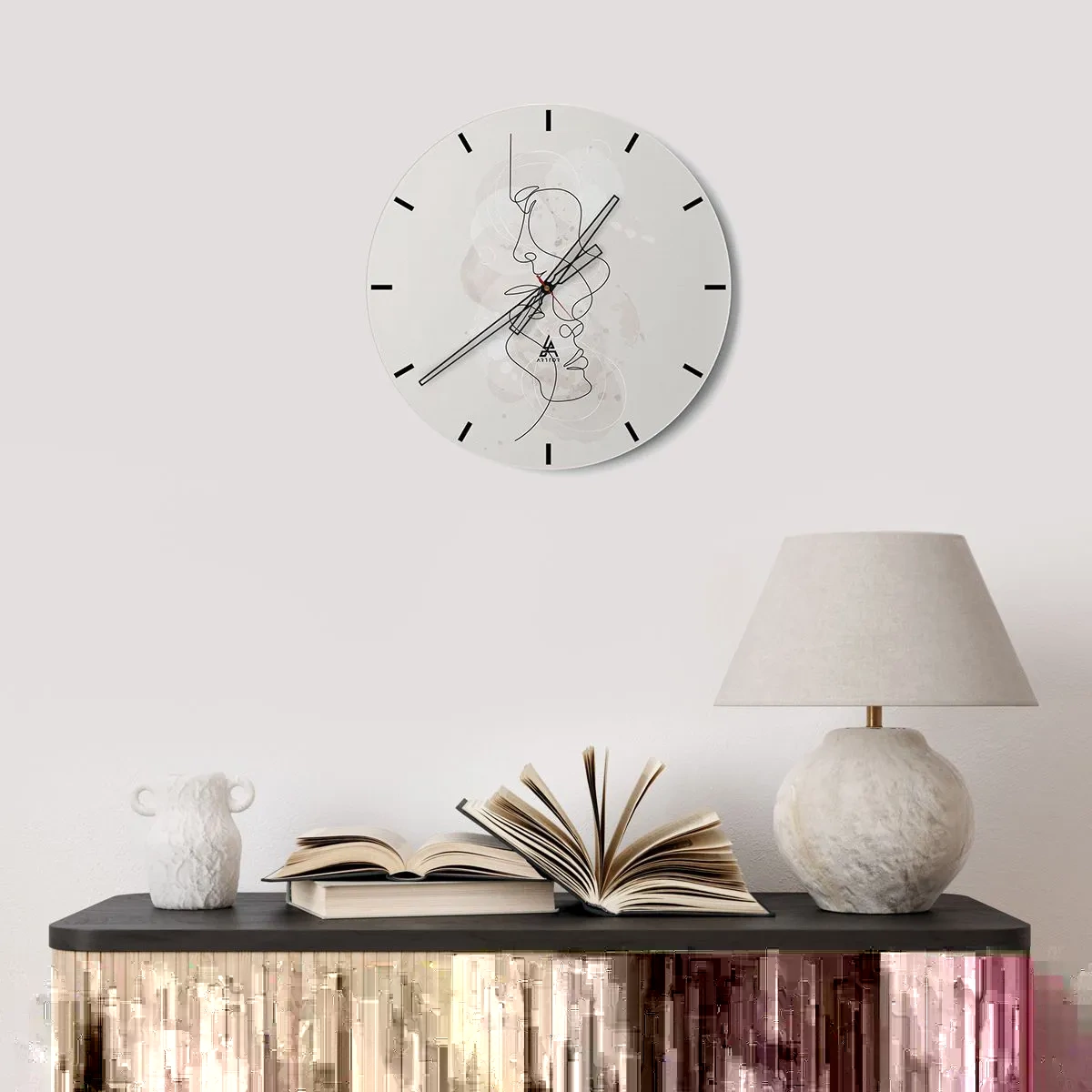 Ceas de perete - Ceas pe sticlă - Încurcați într-o îmbrățișare - 30x30 cm