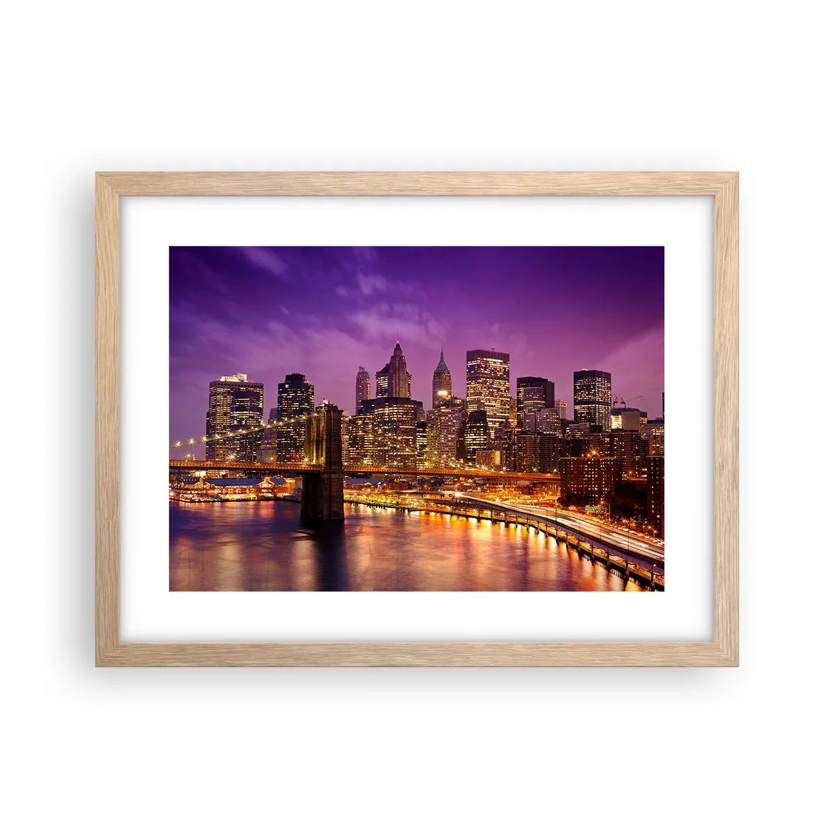 Poster în ramă de stejar deschis - Manhathannul mov-auriu - 40x30 cm