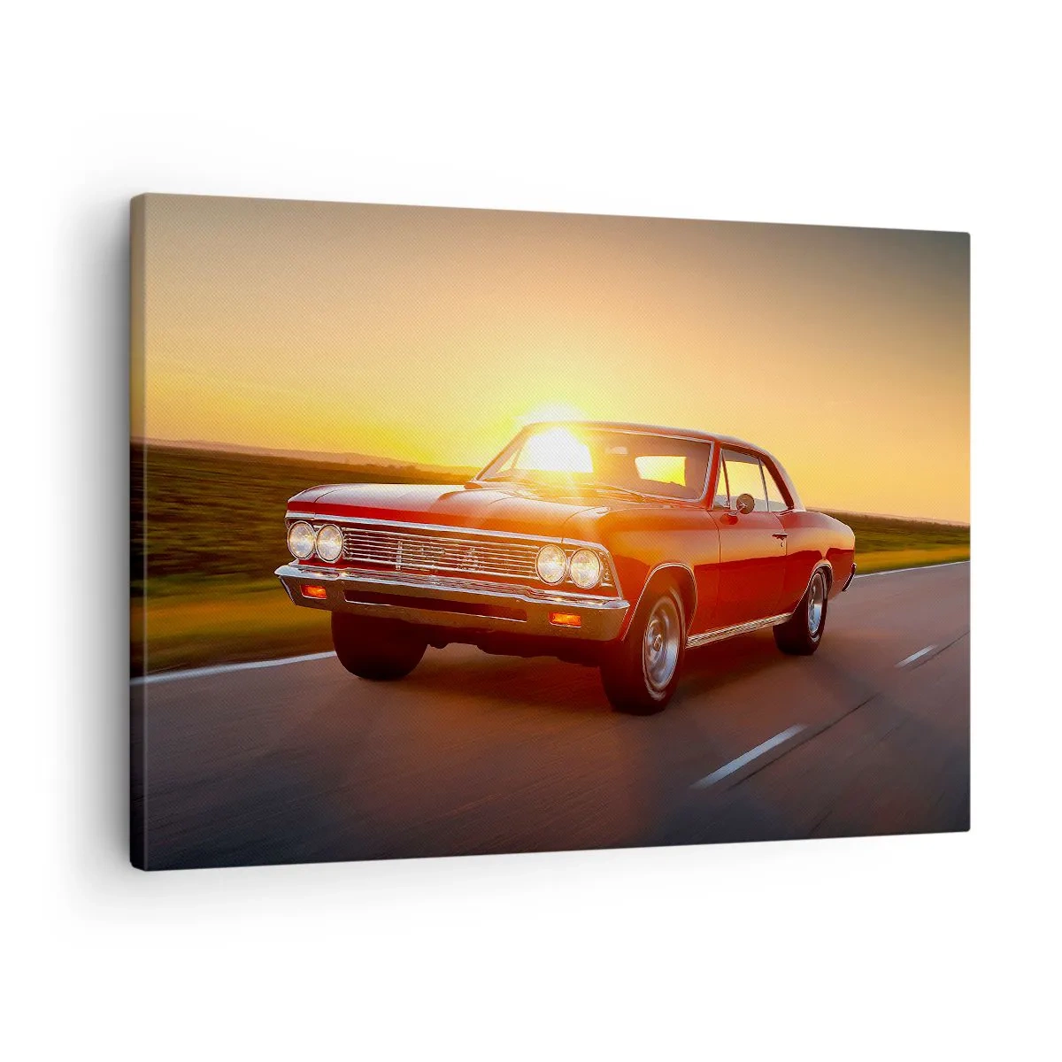 Tablou pe pânză Canvas - O mașină roșie la apusul soarelui pe un drum deschis - 70x50cm - Tentația este roșie - Decorațiune modernă pentru perete pentru living și dormitor ARTTOR