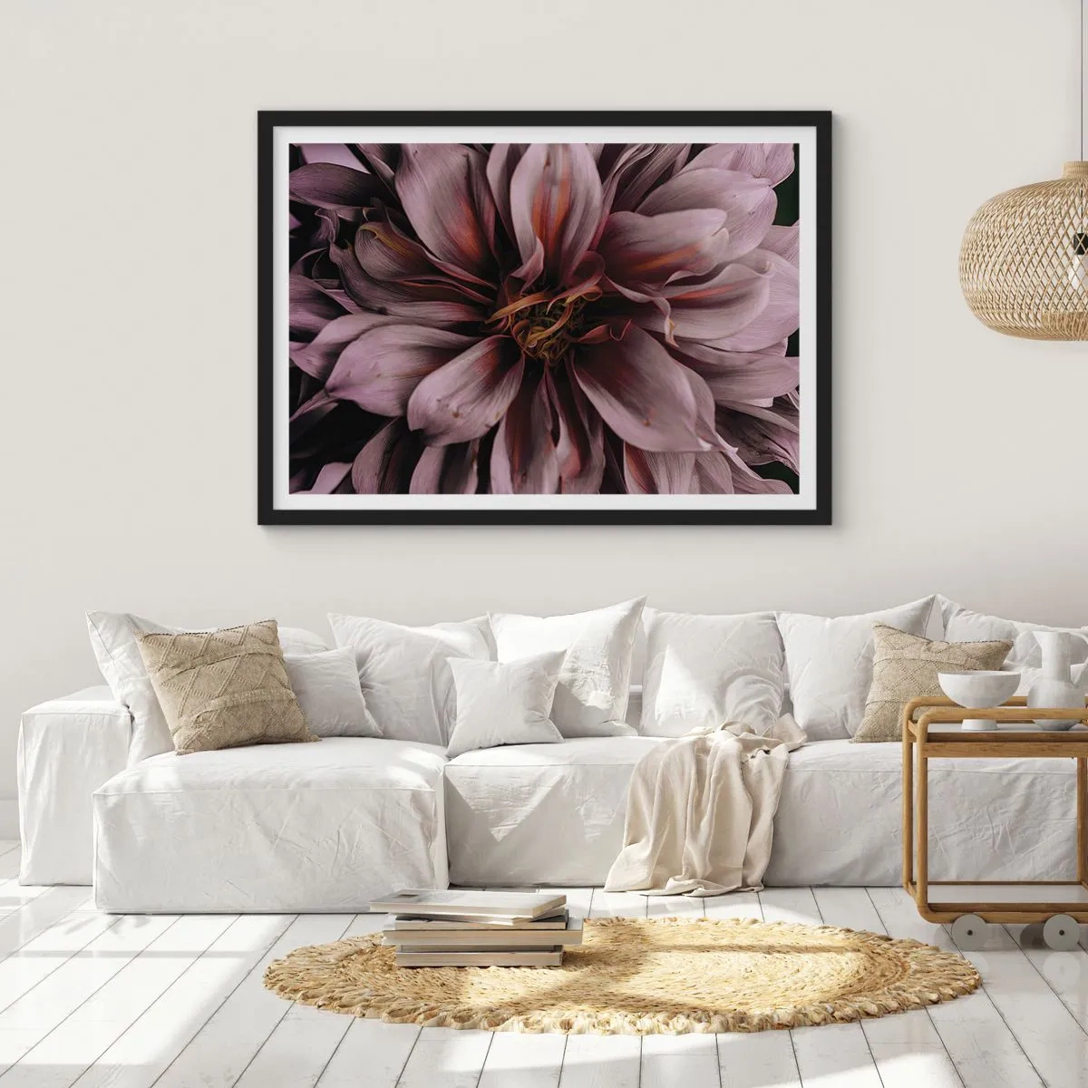 Poster în ramă neagră - Inimă florală - 70x50 cm