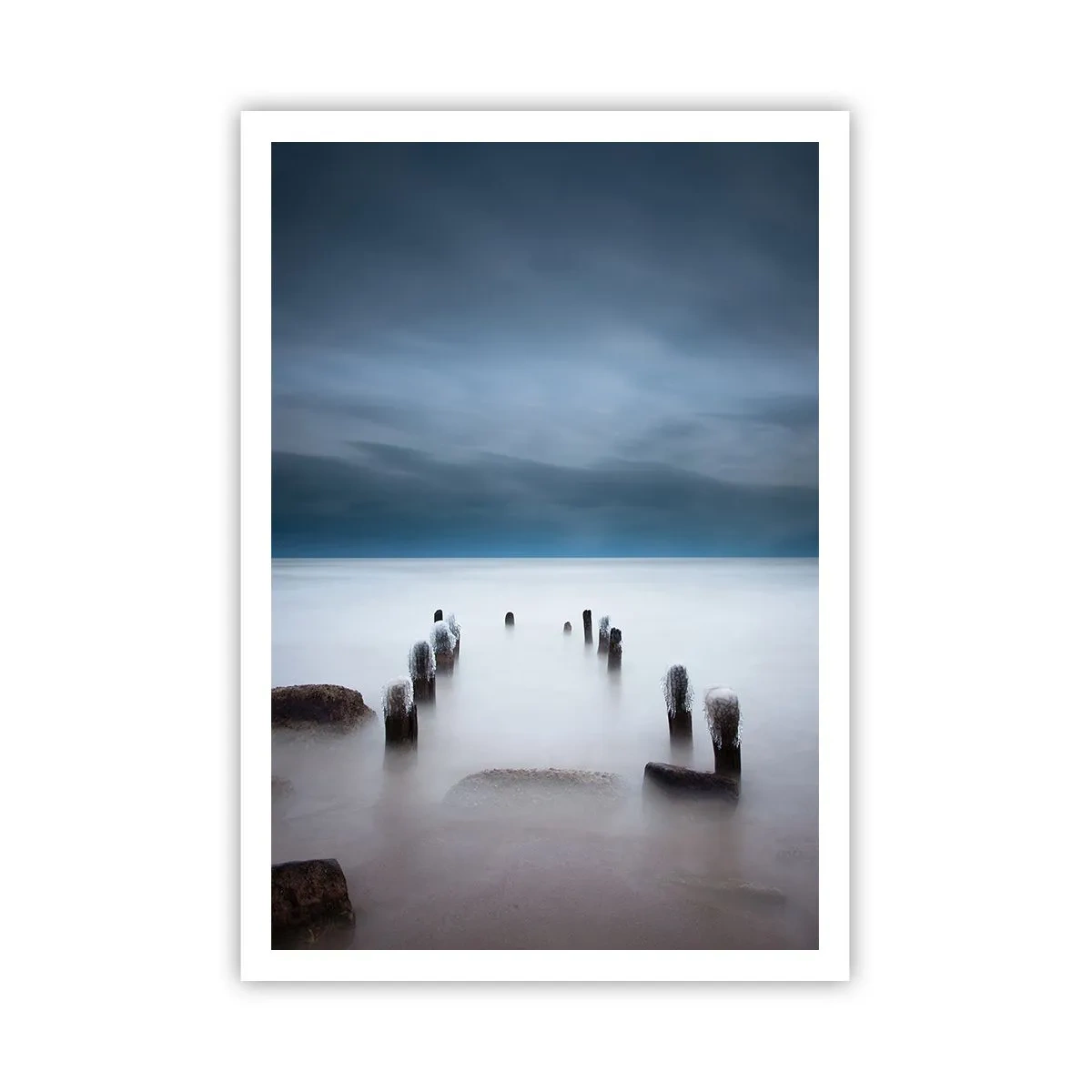 Poster - Un lac în ceața calmă - 70x100 cm