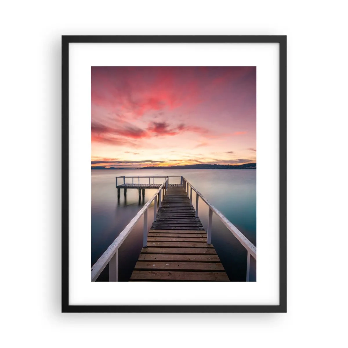 Poster în ramă neagră - Flacăra blândă a serii - 40x50 cm