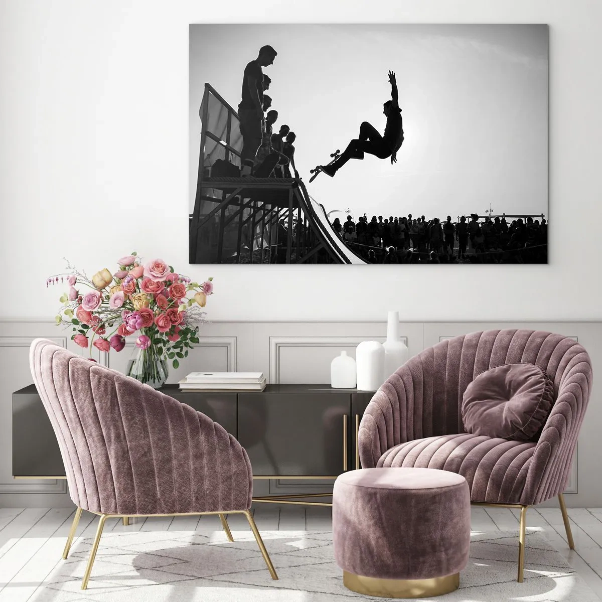 Tablou pe sticlă - Patinator alb-negru în aer - 70x50cm - Eroi și spectatori - Decorațiune modernă pentru perete pentru living și dormitor ARTTOR