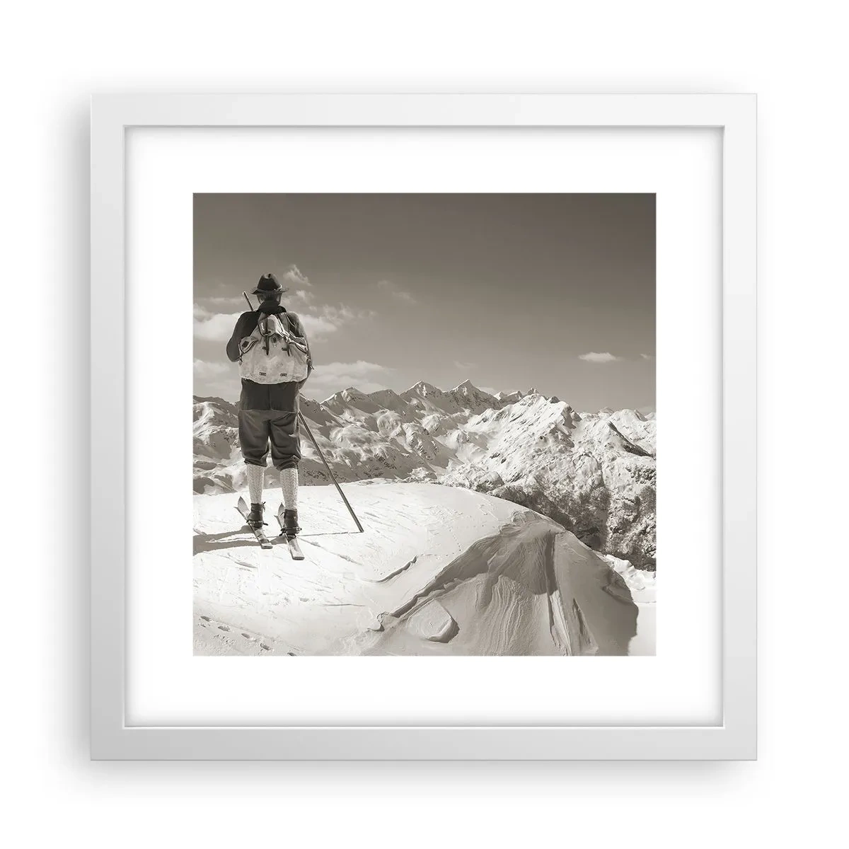 Poster în ramă albă - Și munții sunt la fel - 30x30 cm