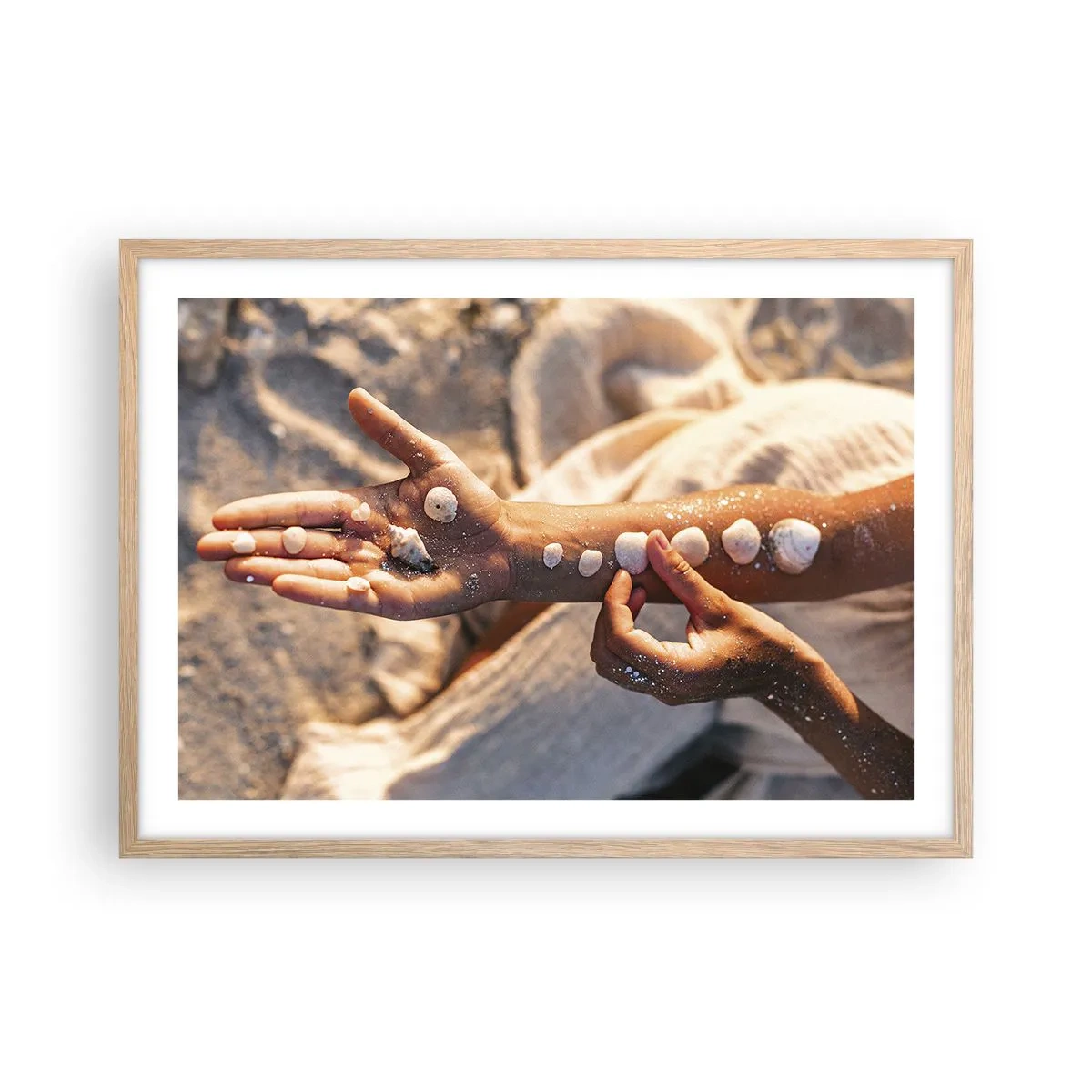 Poster în ramă de stejar deschis - Frumusețe la îndemână - 70x50 cm