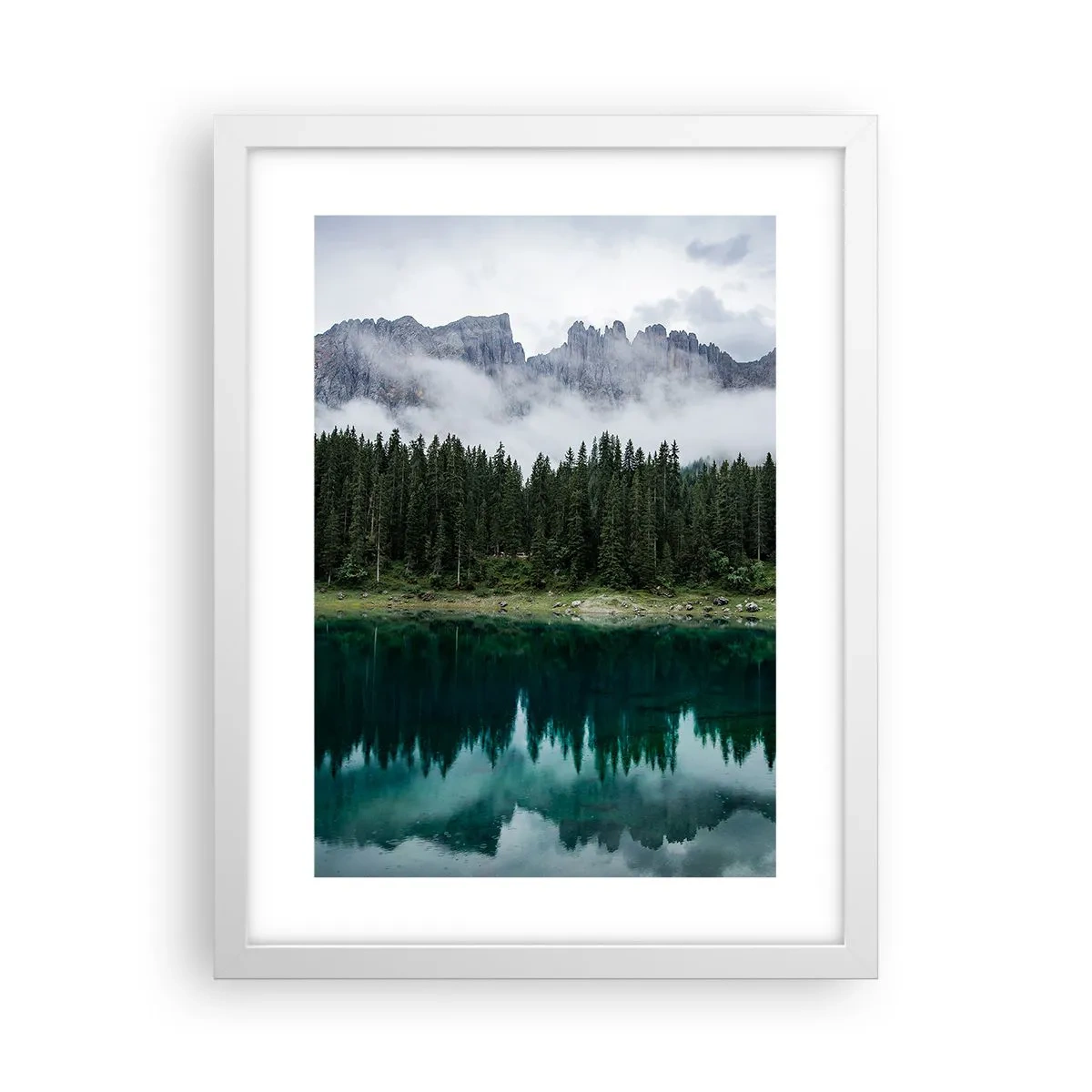 Poster în ramă albă - Liniște, liniște, să nu trezim apa care doarme... - 30x40 cm